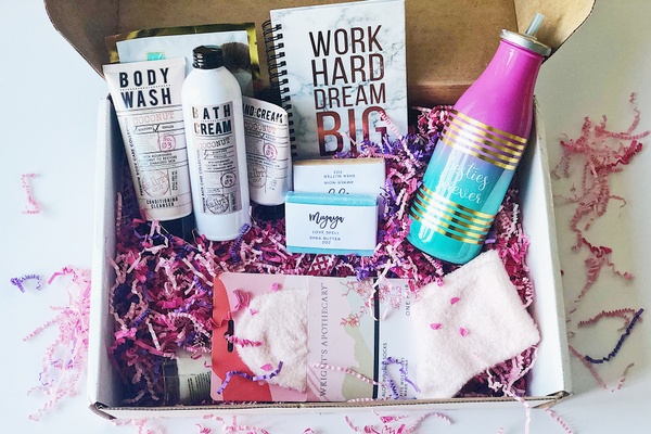 the-bestie-box