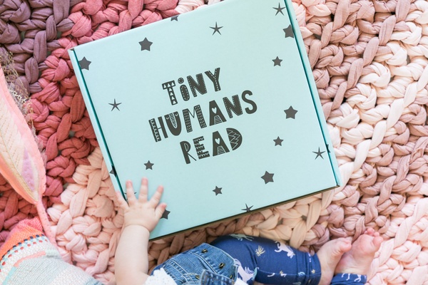 tiny-humans-read