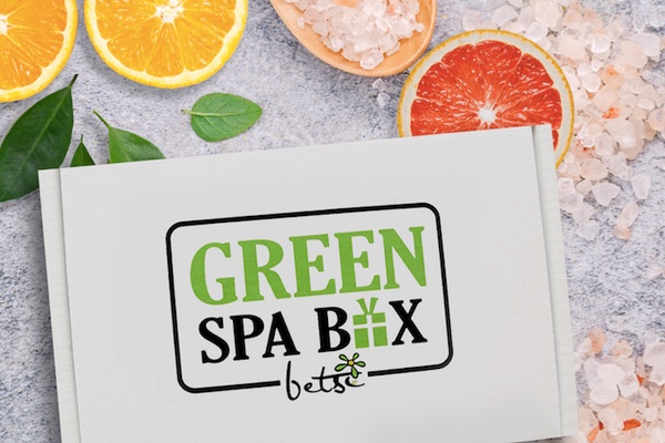 green-spa-box
