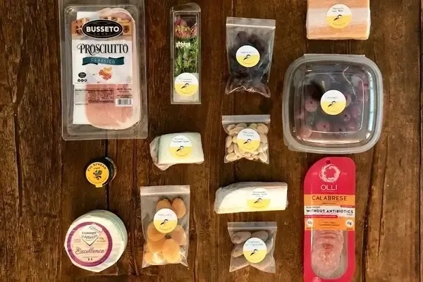 best-cheese-subscription-box-diy-charcuterie.jpg