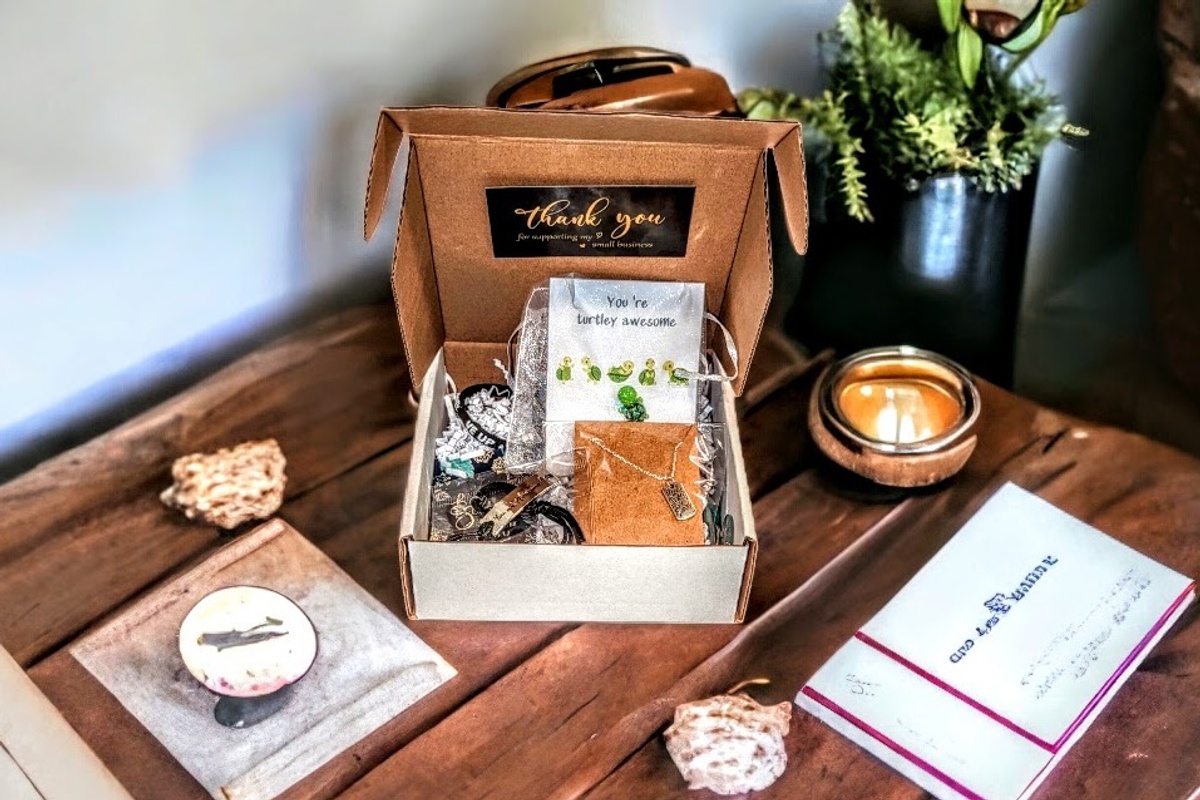 Positive inspiration self care/mental health subscription box Cratejoy