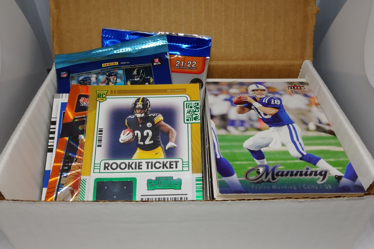The Sports Card Box The Sports Card Box Subscription Box Cratejoy